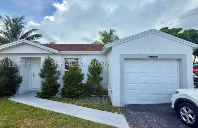19831 NW 65th Ct