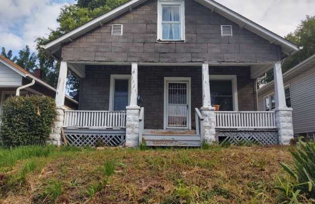 3325 7 1/2 Ave