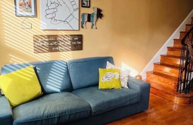 Photo of 811 EARP Street