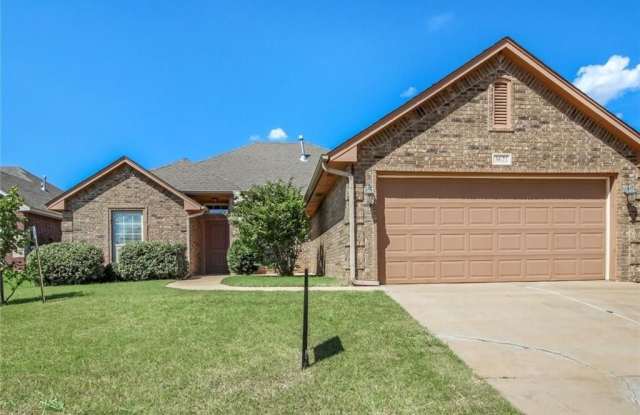 Gated Community + Deer Creek Schools + 3 bedrooms + 2 bathrooms - 3621 Northwest 176th Street, Oklahoma City, OK 73012