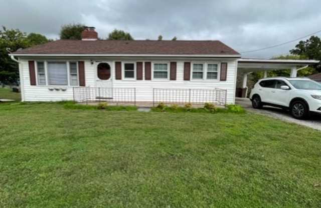 2 bed 1 Bath Home Mount Airy NC