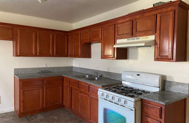 Large three bedroom apartment!