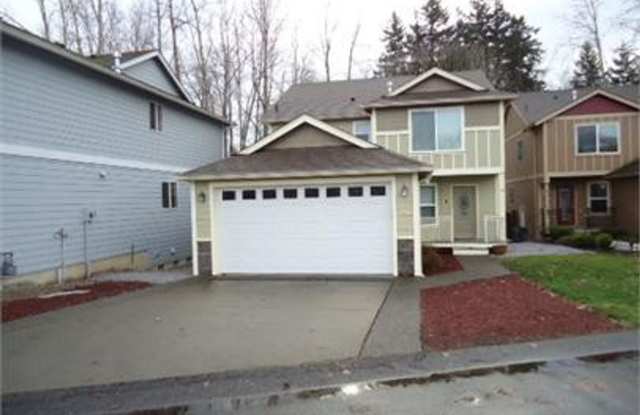 732 E Kellogg