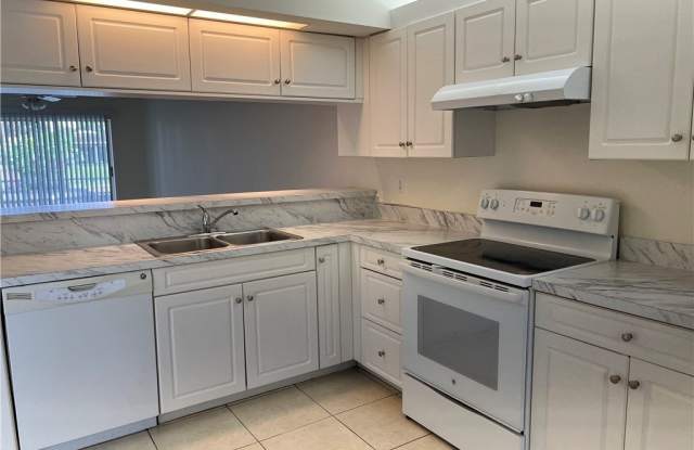 1236-1302 SE 40th Street