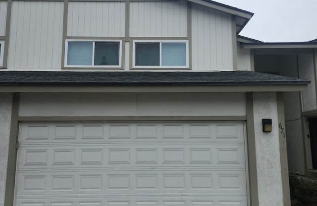 Large Condo in Claremont