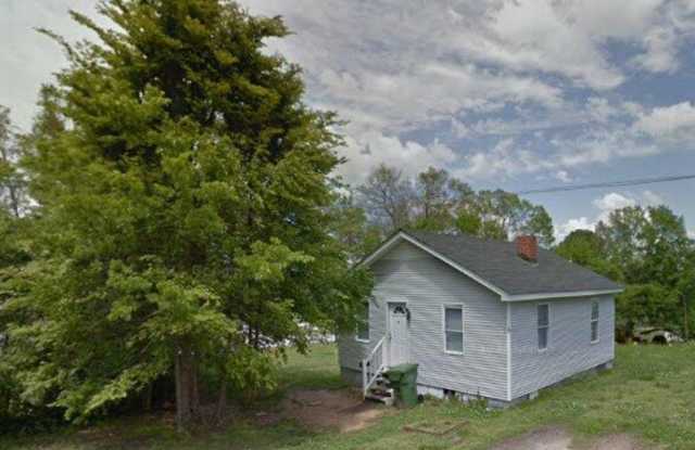 Newly remodeled home is located in Lancaster, SC 29720.