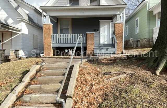 Photo of Beautiful 4 Bedroom 2 Bathroom Home in Kansas City!