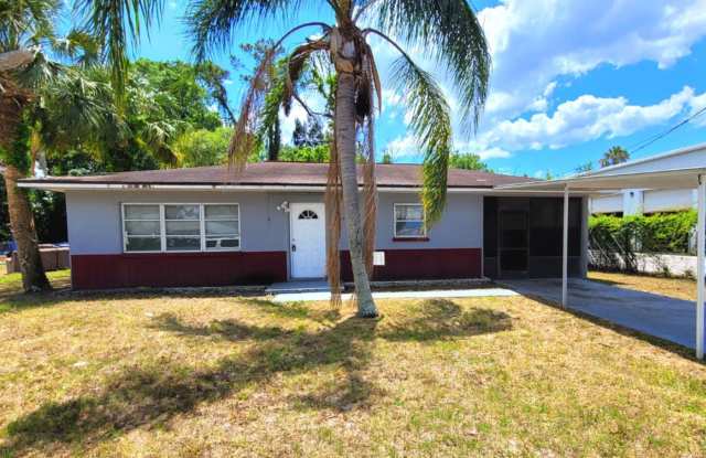 2 bedrooms and 1.5 bathrooms available in New Port Richey! photos photos