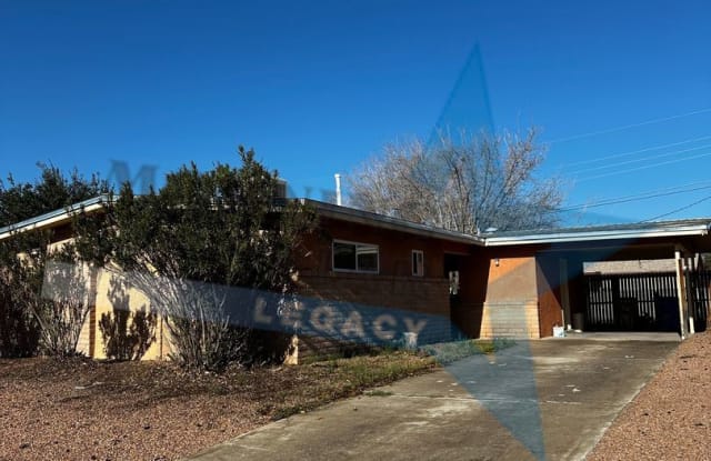 1055 Wofford Dr - 1055 Wofford Drive, Las Cruces, NM 88001