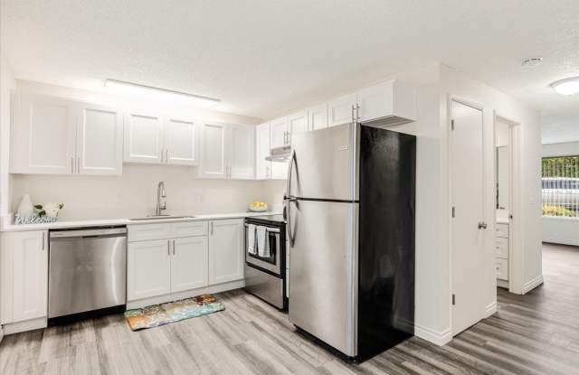 Heritage Crossing Townhome Apartments