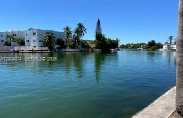 80 S Shore Dr