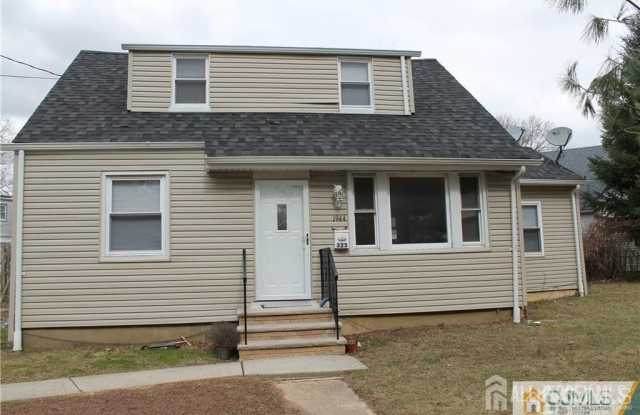 323 9th Street