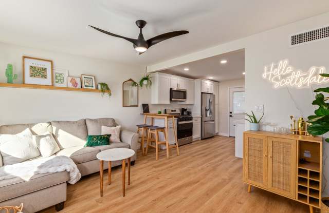 Furnished home with private yard in the Heart of Tempe/Scottsdale!