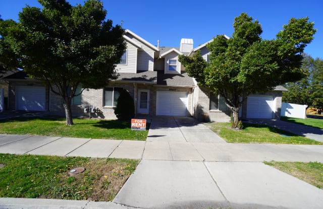 3065 Lincoln Ave - 3065 Lincoln Avenue, Ogden, UT 84401