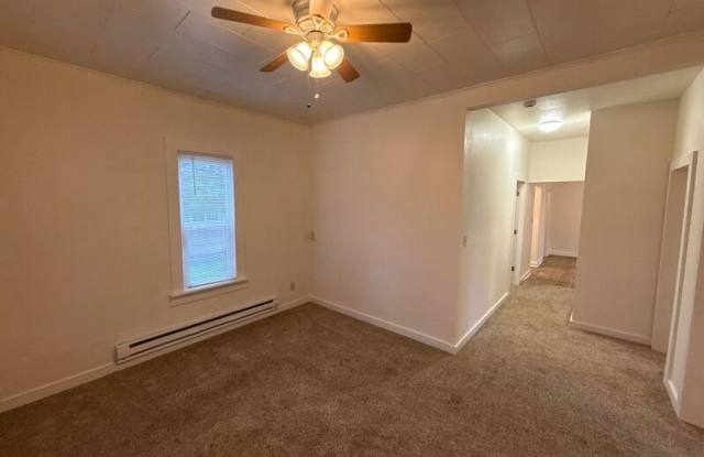 1560 Bellevue St. SE