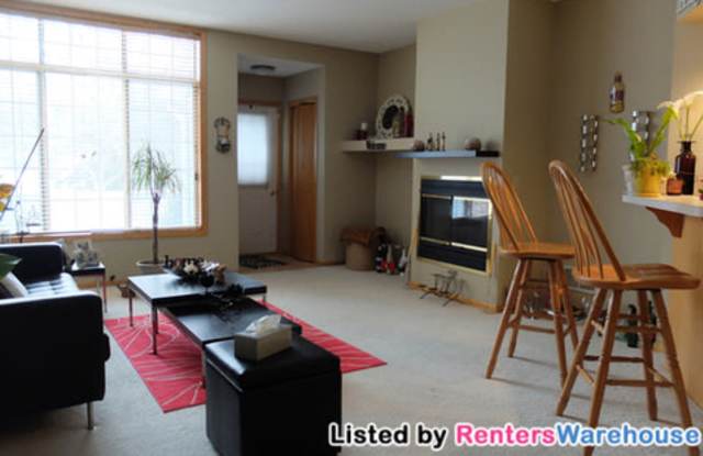 10905 Pennsylvania Avenue South