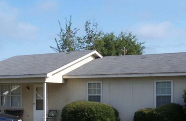 1013 Don Cutler Sr Dr