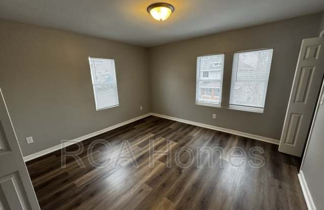 Photo of 3747 East Market Street