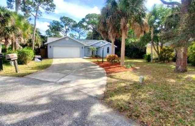 Nokomis, FL 3BR/2BA/2CG SFH in Laurel Pines