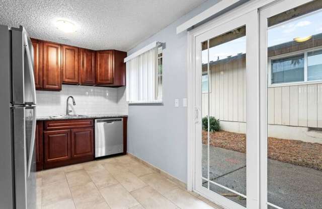 Photo of 4807 Southeast Boardman Avenue