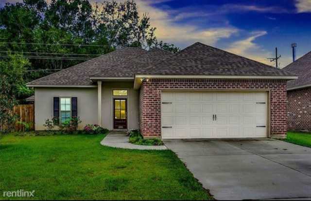 17258 Paddock Cir - 17258 Paddock Circle, Hammond, LA 70403