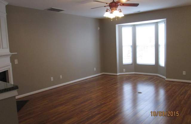 8521 Silhouette Place