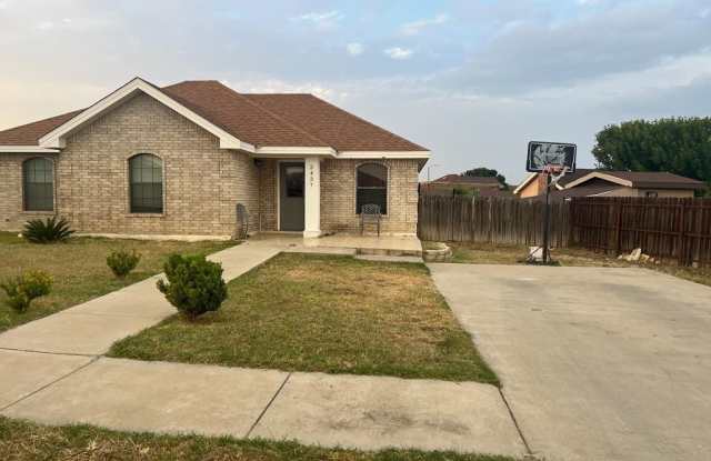 3437 Cole St - 3437 Cole Street, Eagle Pass, TX 78852