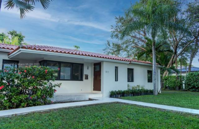 511 San Juan Dr - 511 San Juan Drive, Coral Gables, FL 33143