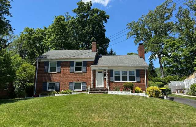 5313 EASTON Drive