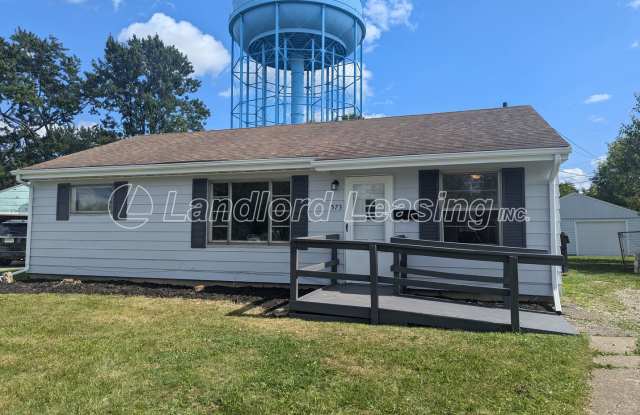 Photo of Charming Updated Ranch with Fenced Yard in Elyria