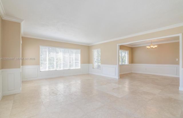 2890 Le Jeune Rd