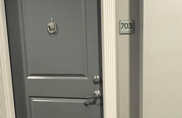 Photo of 222 Glenwood Avenue unit: 703