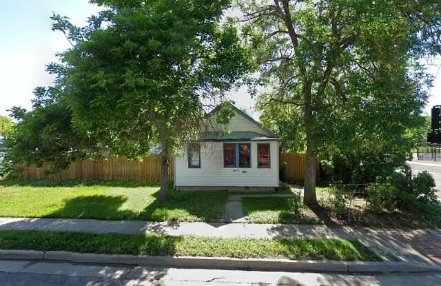 4898 S Logan St - 4898 South Logan Street, Englewood, CO 80113