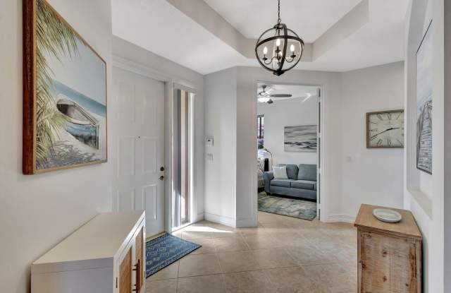 10156 N Orchid Reserve Drive