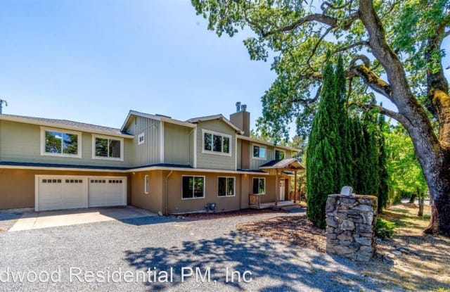 4562 Badger Rd - 4562 Badger Road, Santa Rosa, CA 95409