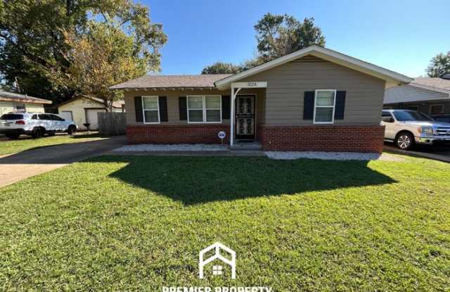 Photo of 3124 South Goodlett Street