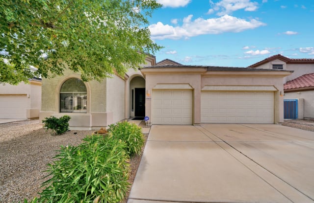 13563 W MONTE VISTA Road - 13563 West Monte Vista Drive, Goodyear, AZ 85395