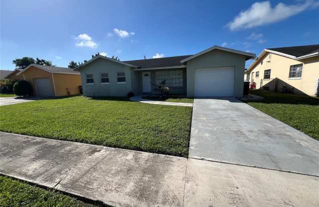 Photo of 9302 SW 1 Place