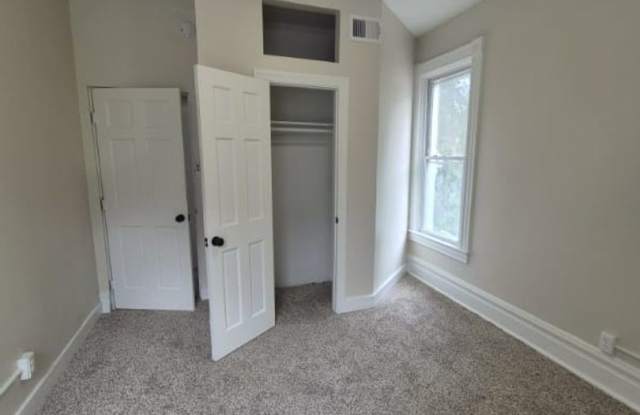 Spacious 6BR 3BA home in Pittsburgh