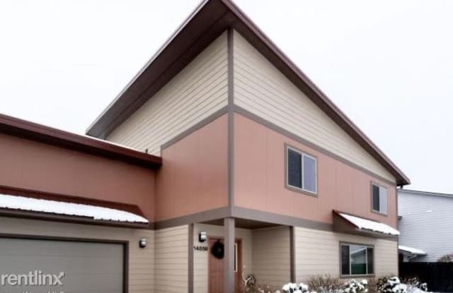 14859 N Nixon Loop - 14859 North Nixon Loop, Rathdrum, ID 83858