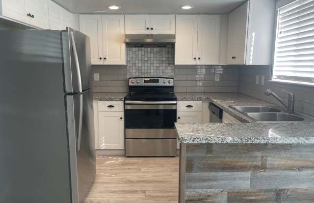 2+2 SW Townhome READY NOW!