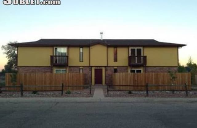 4245  Loomis Ave - 4245 Loomis Avenue, Stratmoor, CO 80906