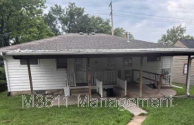 334 N 33rd