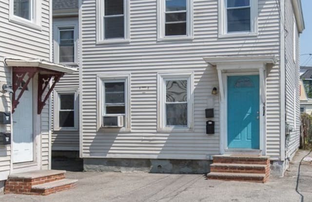 581 Lakeview Ave - 581 Lakeview Avenue, Lowell, MA 01850