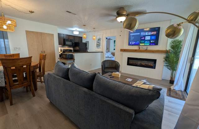 Photo of 4450 Little River Inn Lane