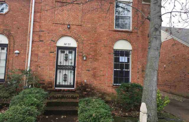 Photo of 3877 Glencoe Drive