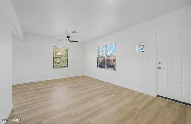 156 W Highland Avenue