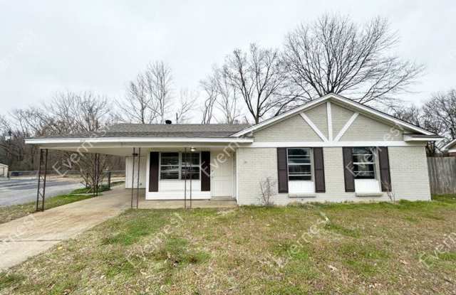 2112 Cresthill Dr W