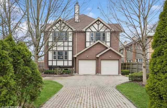 410 Green Bay Road