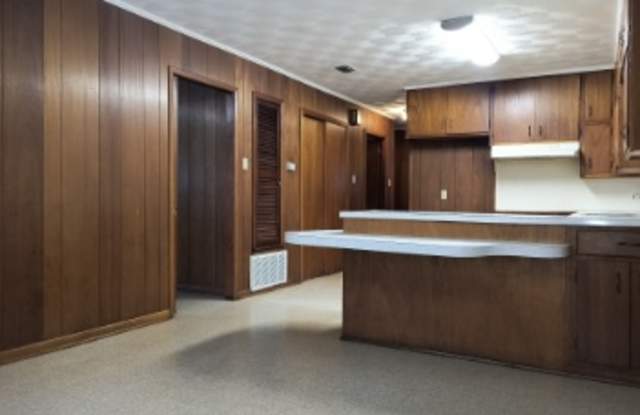 2707 West 27th Avenue